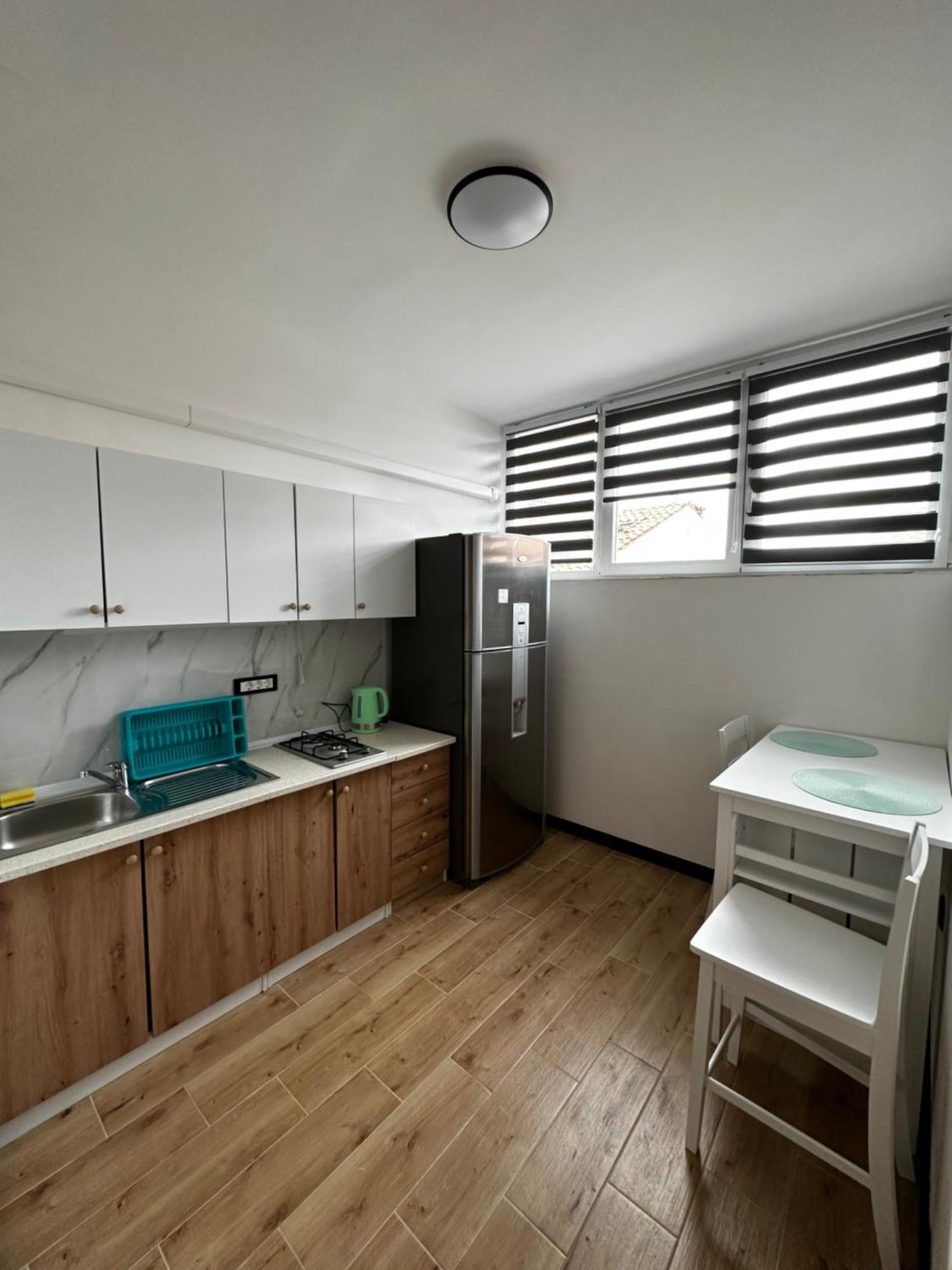Crolivia Apartments Near Arena, Center Of พูลา ภายนอก รูปภาพ